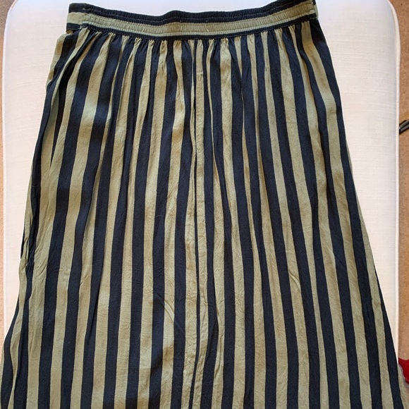 Forever 21 Olive/Black Striped Skirt - Picture 2 of 2